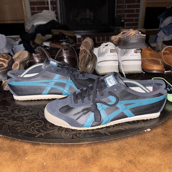 ASICS Onitsuka Tiger Mexico 66 Soccer Shoes Size 10 EUC 44 Black Shaded Spruce main image 5